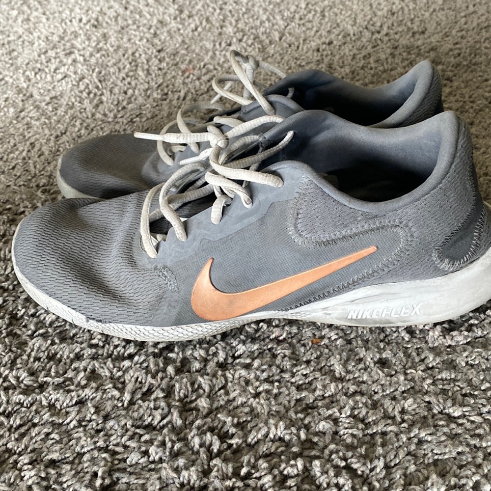 Nike Flex Experience 9 Running Shoes.
